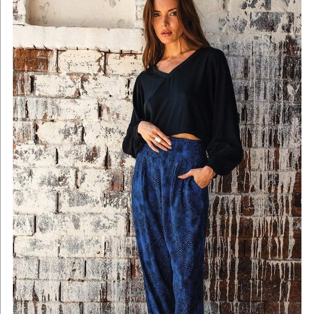 Khush semi crop S